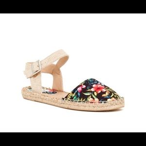 Dolce Vita Espadrille flats